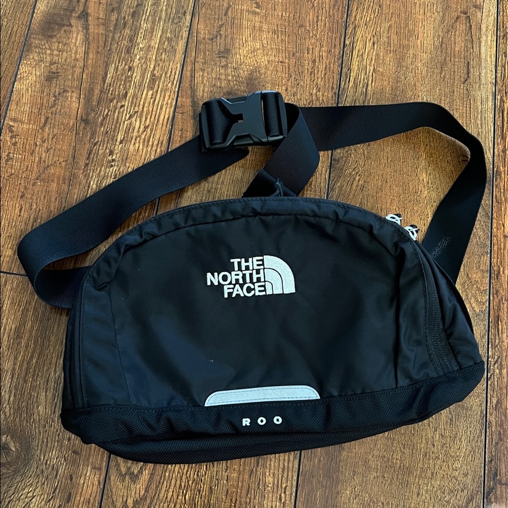 The North Face Black and Gray Roo Waist Pack